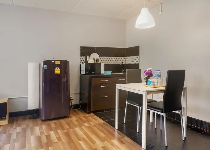 Séjour chez l'habitant Impact Popular Comdominium